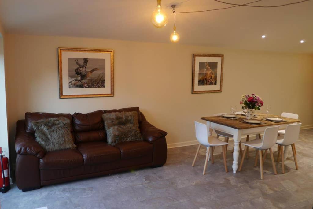 The Den Apartment ฟรูม ภายนอก รูปภาพ